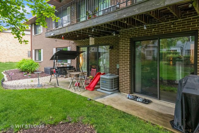 APT-1B - 305 Walters Ln, Condo with 3 bedrooms, 2 bathrooms and 4 parking in Itasca IL | Image 15