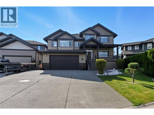 825 Fernie Crt, Kamloops, BC, V2C0A7 | Card Image