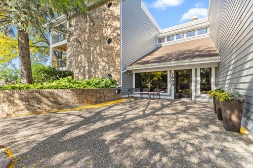 apt-109-3000 Saint Albans Mill Rd, Minnetonka, MN, 55305-3984 | Card Image