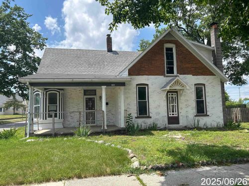 1008 S Main St, Ligonier, IN, 46767-1716 | Card Image