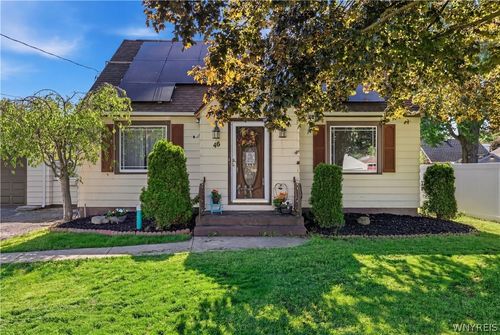 46 Pine St, North Tonawanda, NY, 14120-5625 | Card Image