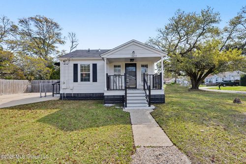 1802 14th Street, Pascagoula, MS, 39567 | Card Image