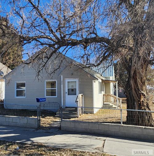 204 E Grand Ave, Arco, ID, 83213 | Card Image