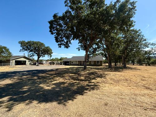 3659 Highway 234, White City, OR, 97503-8507 | Card Image