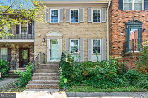 6410 Seven Oaks Ct, FALLS CHURCH, VA, 22042-3131 | Card Image