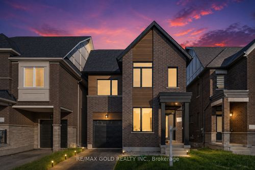 39 Timber Falls Dr, Brampton, ON, L7A5L9 | Card Image