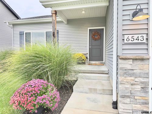 6543 Sw 8th St, Lincoln, NE, 68523-9082 | Card Image