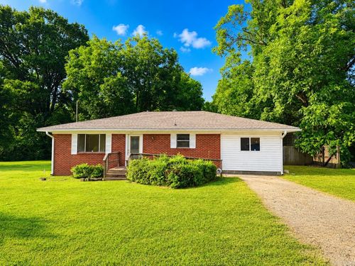 107 B St, Perryville, AR, 72126-8195 | Card Image