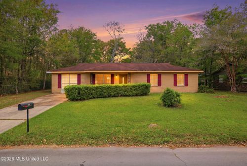 103 Forest Dr, D'Iberville, MS, 39540-3613 | Card Image