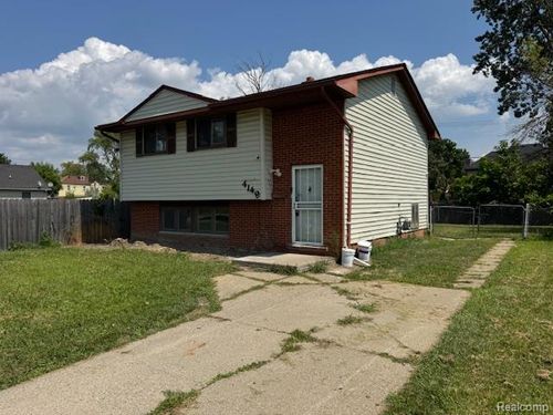 4149 Harriet St, Inkster, MI, 48141-2946 | Card Image