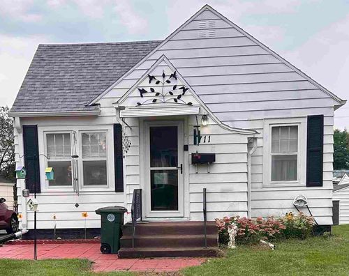 1711 Bertch Avenue, Waterloo, IA, 50702 | Card Image