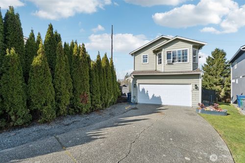 8109 2nd Pl Se, Lake Stevens, WA, 98258-7366 | Card Image