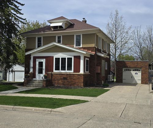 116 E School St, Owatonna, MN, 55060-3015 | Card Image