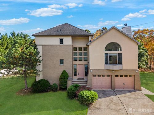 14 W Dante Rd, Monroe, NJ, 08831-4038 | Card Image