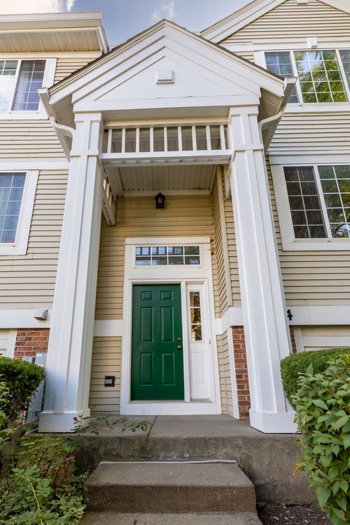 1704 Sienna Court, Wheeling, IL, 60090 | Card Image