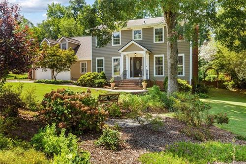 2932 Cheshire Dr, Marietta, GA, 30062-4553 | Card Image