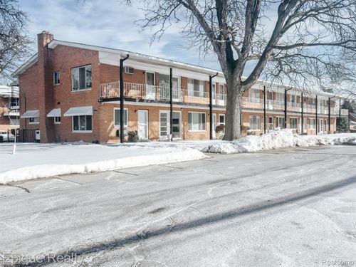205-2121 Clawson Ave, Royal Oak, MI, 48073-3771 | Card Image