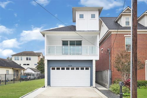 6118 Truro St, Houston, TX, 77007-3040 | Card Image
