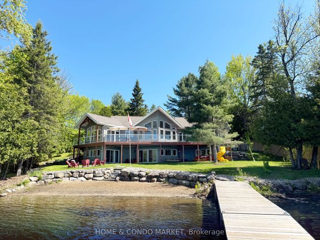 14 Charles Ave, House other with 5 bedrooms, 3 bathrooms and 6 parking in McKellar ON | Image 41