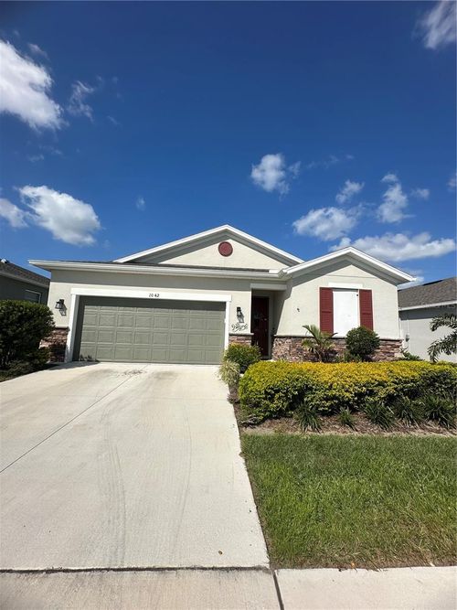 1042 Heirloom Drive, Haines City, FL, 33844 | Card Image