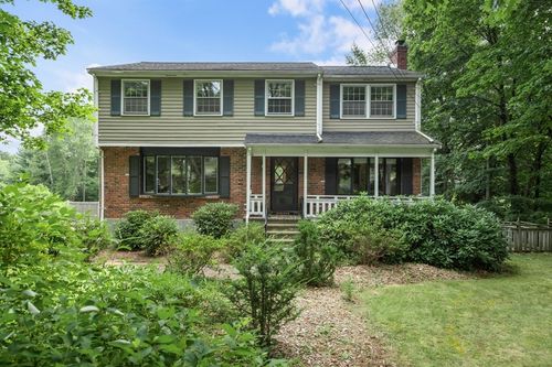 18 Village St, Millis, MA, 02054-1726 | Card Image