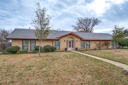 206 Edgewood Dr, Highland Village, TX, 75077-6904 | Card Image