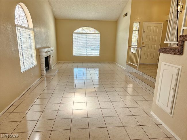 1423 Harmony Hill Dr, House other with 4 bedrooms, 3 bathrooms and null parking in Henderson NV | Image 5