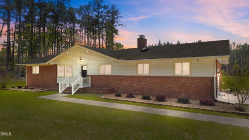 205 Stratford Rd, Rocky Mount, NC, 27801-3758 | Card Image