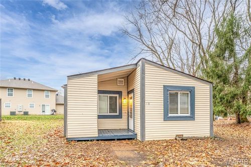 10 Wintergreen Dr, Glen Carbon, IL, 62034-2717 | Card Image