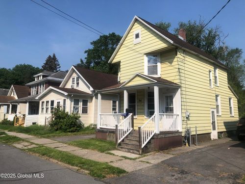 127 N Toll St, Scotia, NY, 12302-1538 | Card Image