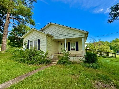 560 State Line Rd, Loretto, TN, 38469-2543 | Card Image