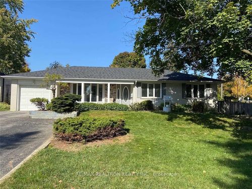 1 Sherwood Forest Dr, Markham, ON, L3P1P5 | Card Image
