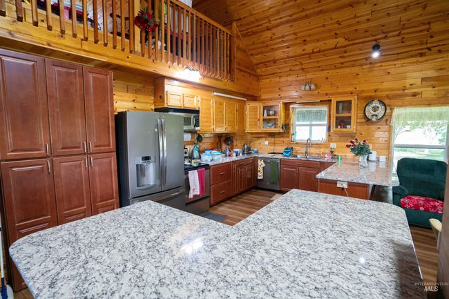 827 Olds Ferry Rd, House other with 3 bedrooms, 4 bathrooms and 4 parking in Weiser ID | Image 11