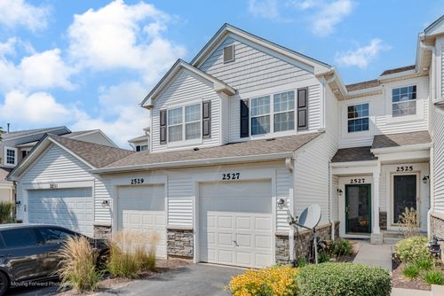 2527-2527 Oneida Ln, Naperville, IL, 60563-4124 | Card Image