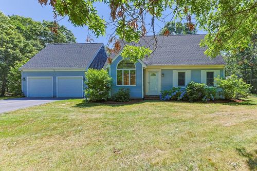 12 S Sandwich Rd, Sandwich, MA, 02563-2697 | Card Image