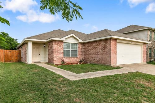 621 Woodpecker Ln, Fort Worth, TX, 76108-4328 | Card Image