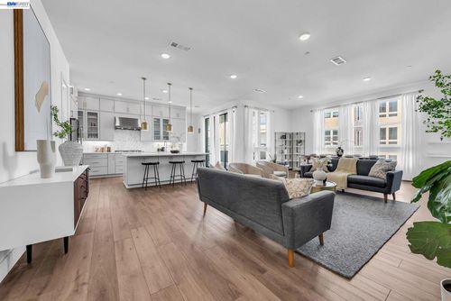 unit-302-45346 Lumen Ter, Fremont, CA, 94539-8490 | Card Image