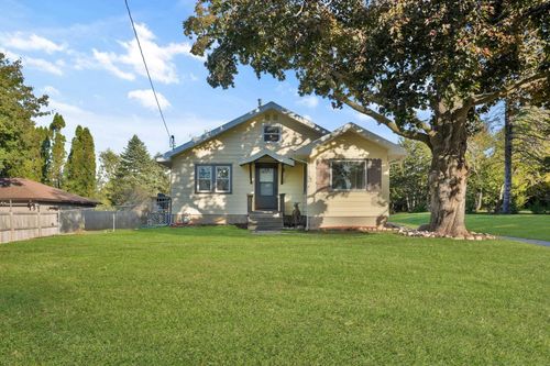 205 S Hackett Rd, Waterloo, IA, 50701-1659 | Card Image