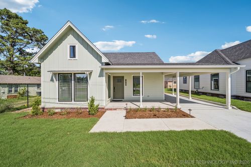 a-210 S Bluff St, Catoosa, OK, 74015-2011 | Card Image