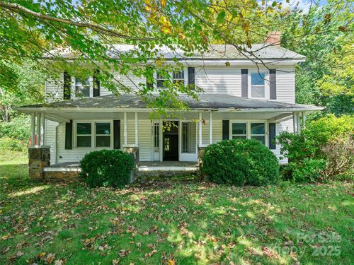 4085 Jacks Creek Rd, Burnsville, NC, 28714-5181 | Card Image