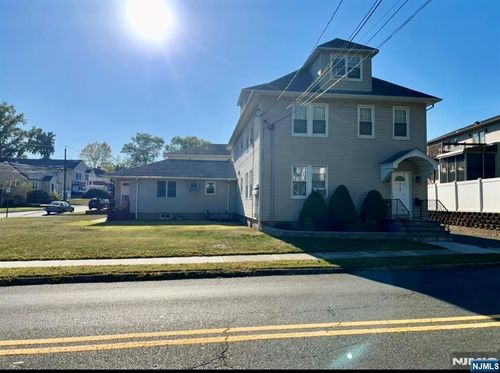 215 Saddle River Rd, Saddle Brook, NJ, 07663-4666 | Card Image