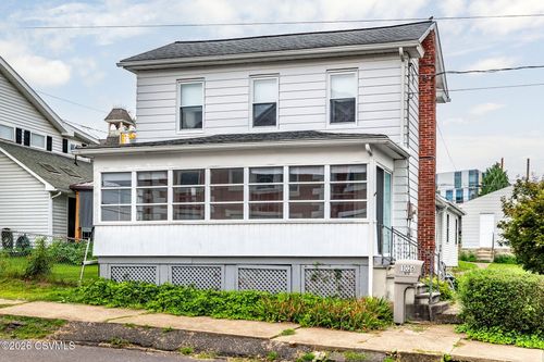 1026 Vine St, Danville, PA, 17821-1341 | Card Image