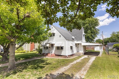 509 Tipton Ave, Wood River, IL, 62095-1723 | Card Image