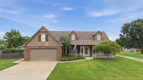 20202 S River Ranch Rd E, Claremore, OK, 74019-2566 | Card Image