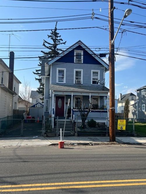 438 W 2nd St, Plainfield, NJ, 07060-1114 | Card Image