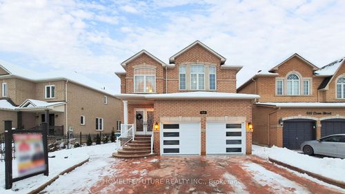 {{alt}} | Card Image