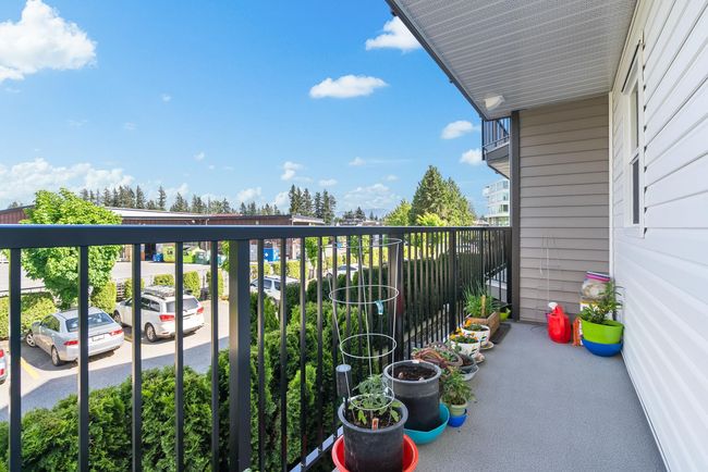 213 - 32044 Old Yale Road, Condo with 2 bedrooms, 2 bathrooms and 1 parking in Abbotsford BC | Image 25
