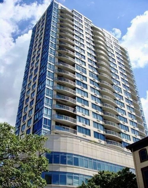 apt-1902-1 Spring St, New Brunswick, NJ, 08901-2968 | Card Image