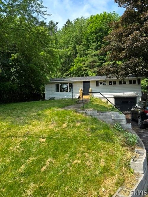 118 Parsons Road, Camillus, NY, 13031 | Card Image