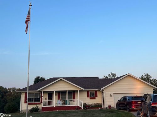 12262 Parkside Dr, Moravia, IA, 52571-8874 | Card Image